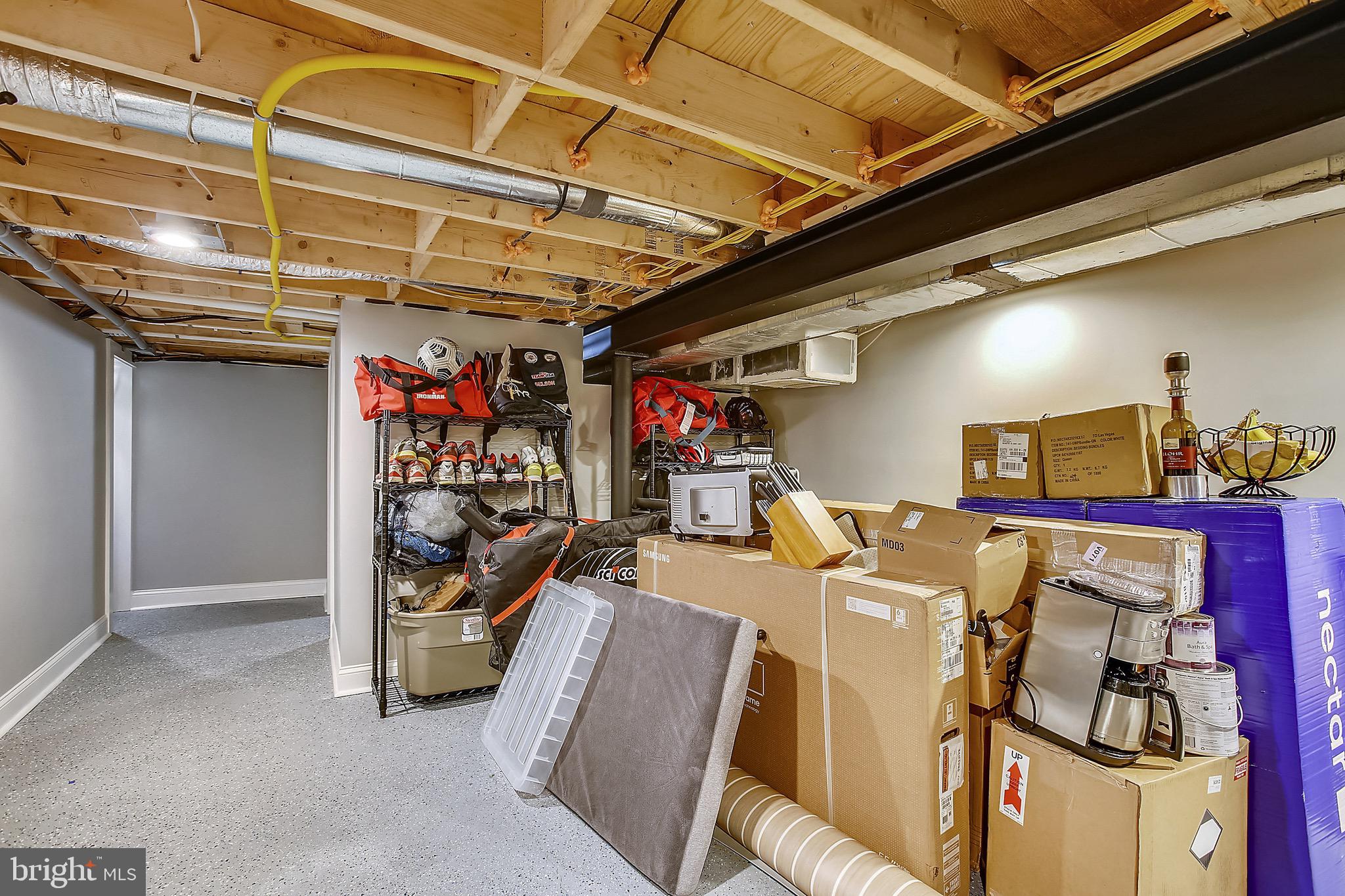 MAYWOOD - Residential