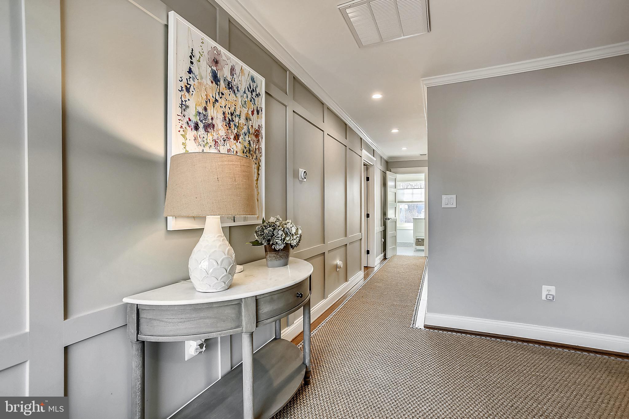 MAYWOOD - Residential