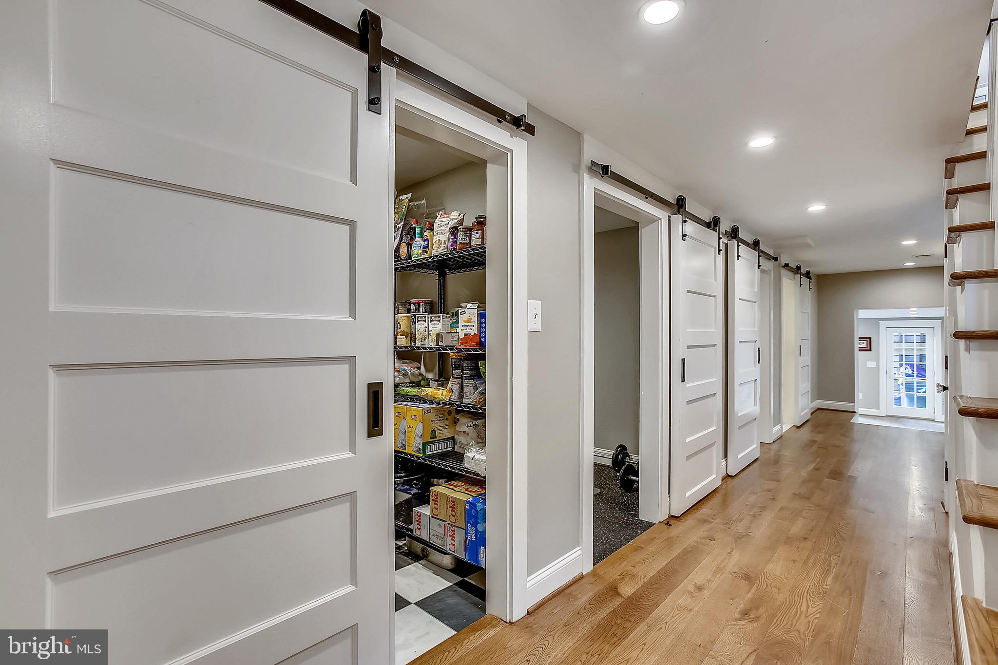 MAYWOOD - Residential