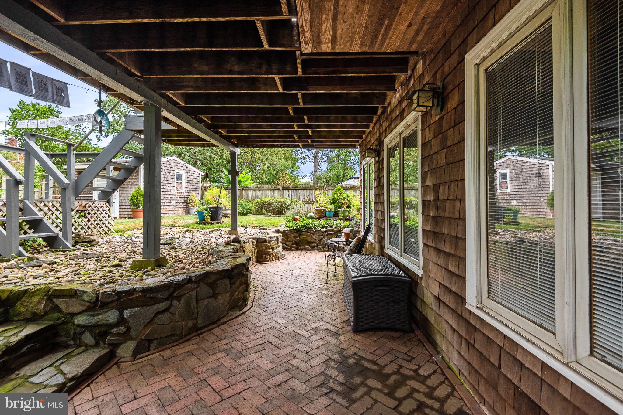 NEW HAMPSHIRE ESTATES - Residential