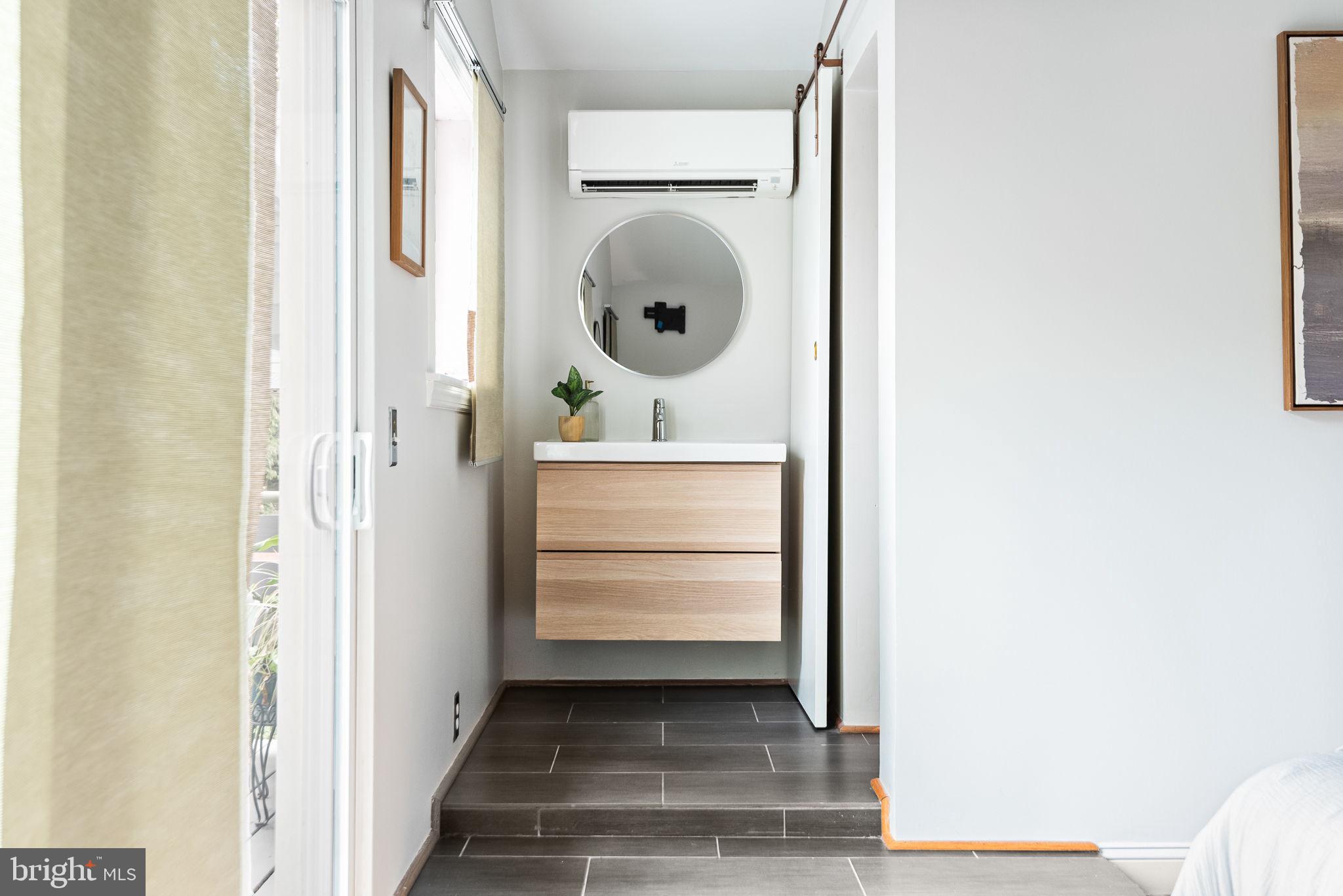 NEW HAMPSHIRE ESTATES - Residential