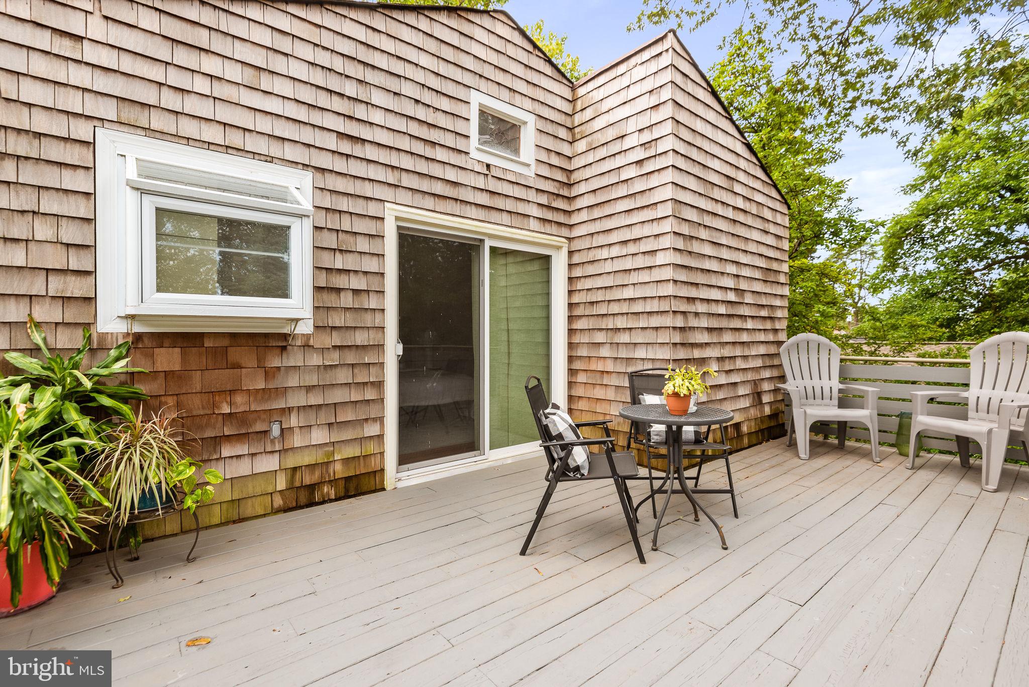 NEW HAMPSHIRE ESTATES - Residential