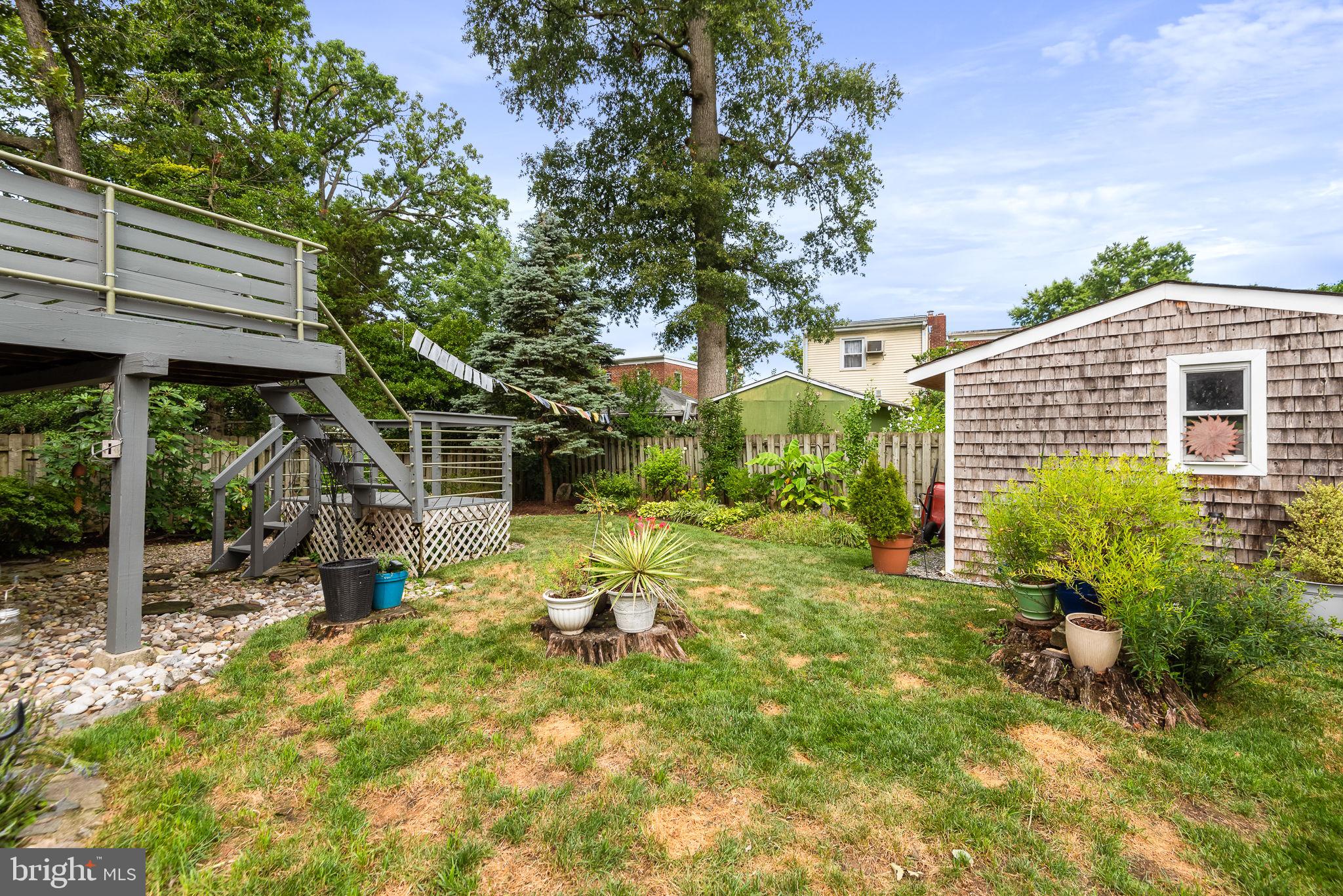 NEW HAMPSHIRE ESTATES - Residential