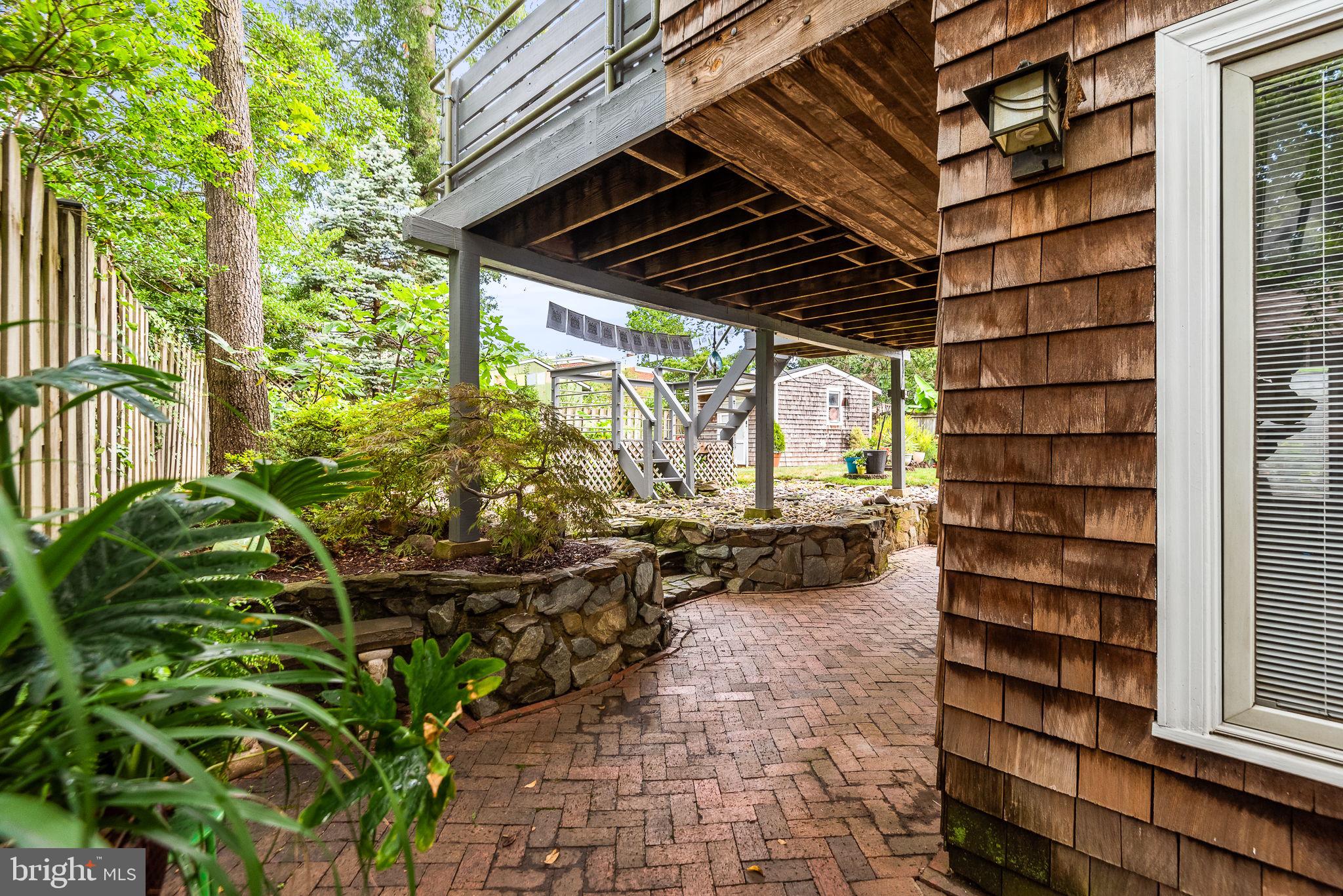 NEW HAMPSHIRE ESTATES - Residential