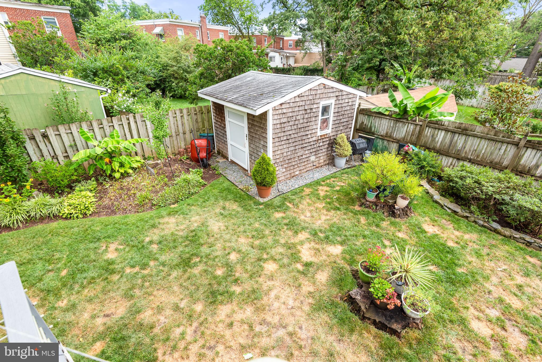 NEW HAMPSHIRE ESTATES - Residential