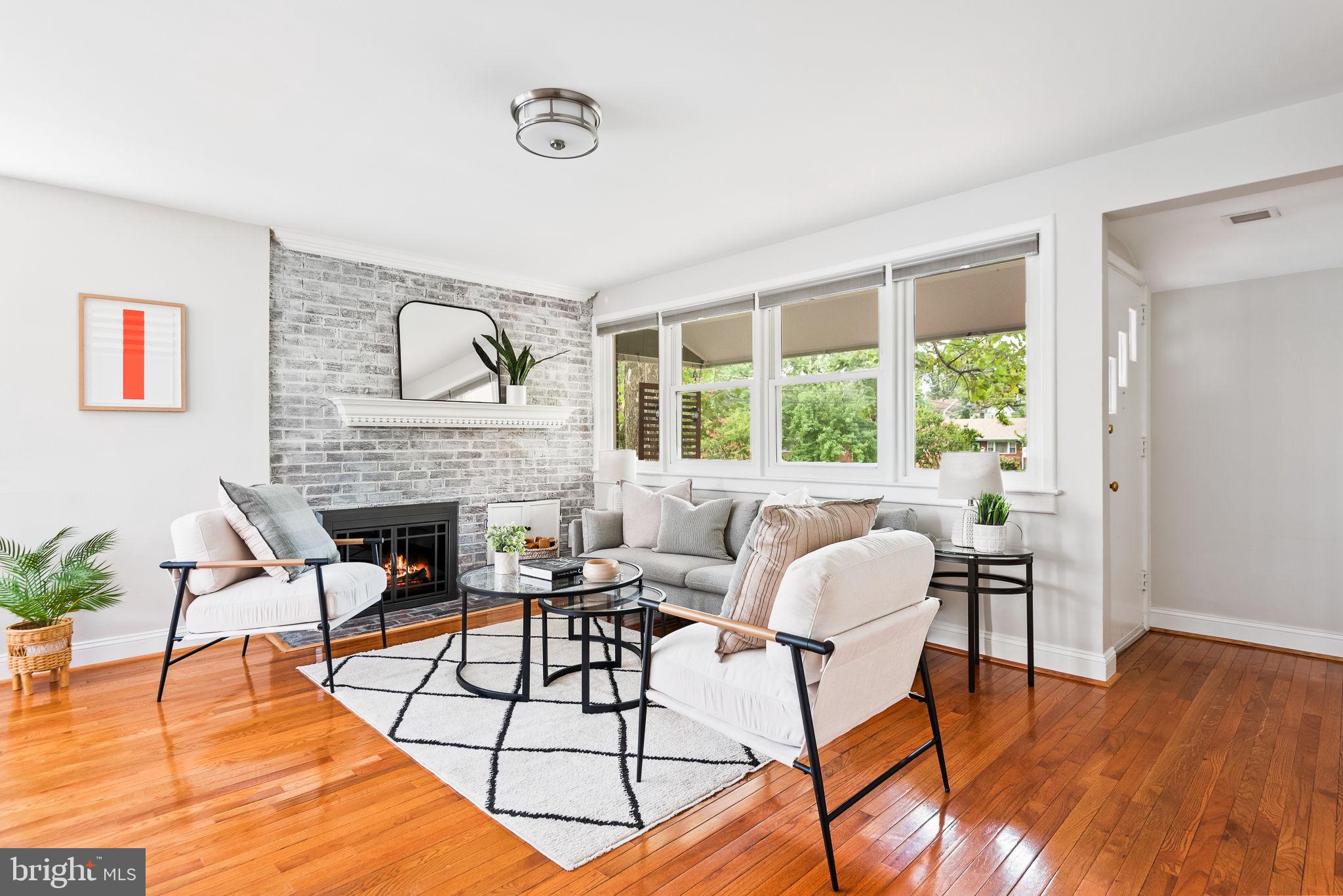 NEW HAMPSHIRE ESTATES - Residential