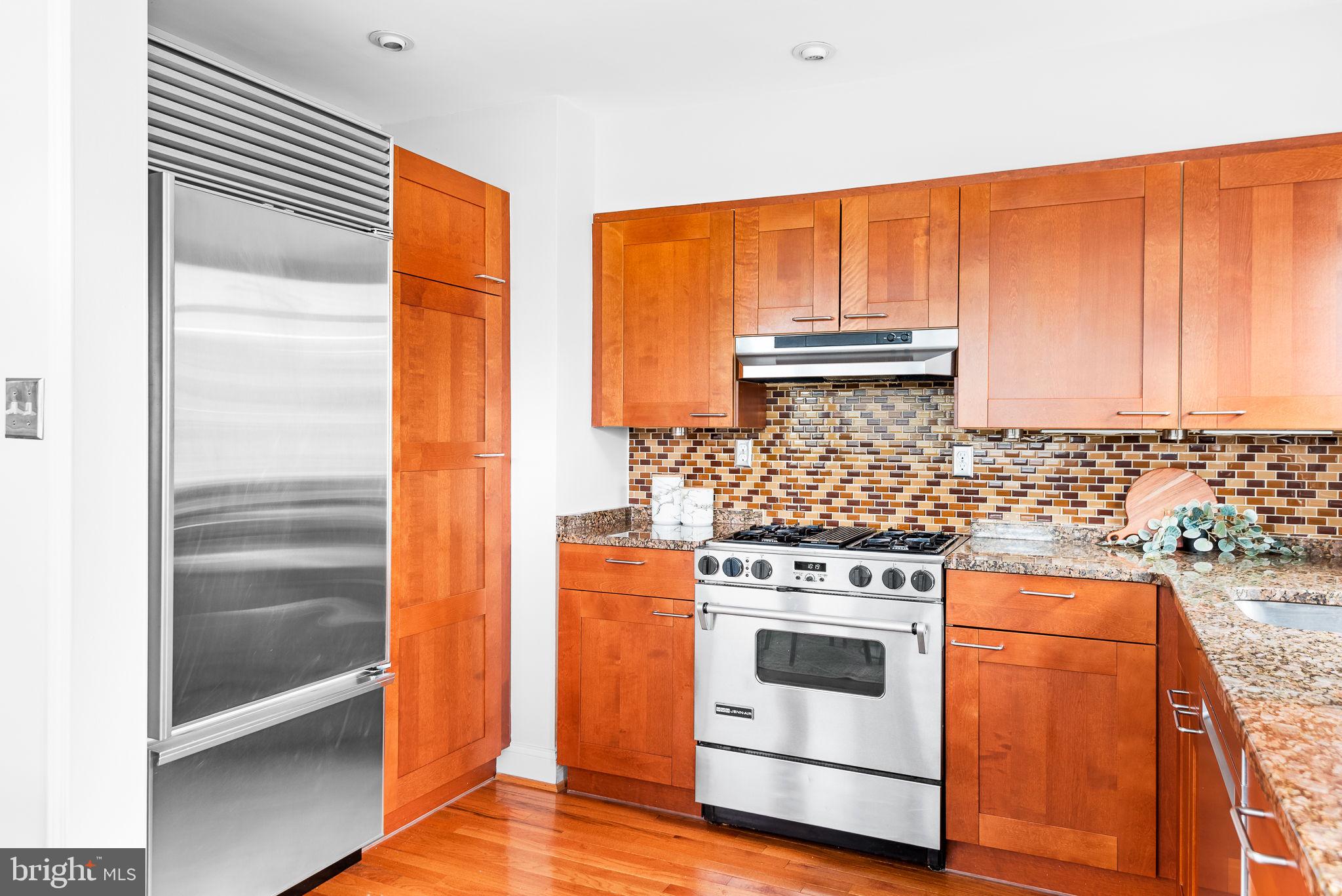 NEW HAMPSHIRE ESTATES - Residential