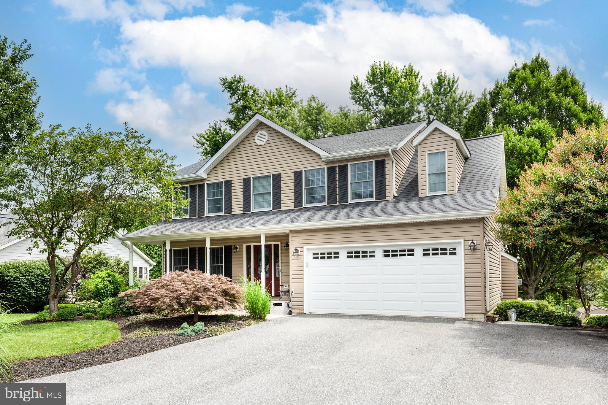 Spotless, Pristine, and Immaculate!** If you are looking for perfection, you found it! This beautifully maintained home is nestled in a highly sought-after community and showcases quality craftsmanship and thoughtful updates throughout.
The Main Level offers a spacious Family Room with a cozy fireplace just off the Kitchen—ideal for everyday living and entertaining. The gourmet Kitchen features soft-close cabinetry, a large island, granite countertops, a pantry, a stainless steel sink, a built-in microwave, a smooth-top stove, and a brand new stainless steel refrigerator. A sliding door leads to a beautiful Trex deck perfect for outdoor enjoyment. 3 1/4" Brazilian cherry floors extend throughout the main level, with the exception of the Kitchen and Hallway, which are finished with stunning tile floors. A formal Dining Room, Den or home Office, and a convenient Powder Room complete the Main Level.
Upstairs, you’ll find a luxurious Primary Suite with not one, but two walk-in closets—including one that’s large enough to serve as a dressing room or adjacent space. The updated Primary Bath features a walk-in shower, free-standing soaking tub, double vanity with quartz countertops, and soft-close cabinetry. Three additional generously sized Bedrooms and an updated Hall Bath with porcelain tile floors and a modern vanity offer comfort and style for family or guests.
The finished Lower Level includes a spacious second Family Room with Berber carpet, an Office /Den or room that can be used as a bedroom with a large closet, a utility/Storage Room, and walk-out access to the patio and rear yard.
* Please note that 2 Refrigerators with ice/makers & washer & dryer convey* Updates throughout! Don't miss out, so call today! Sellers may need rent back*