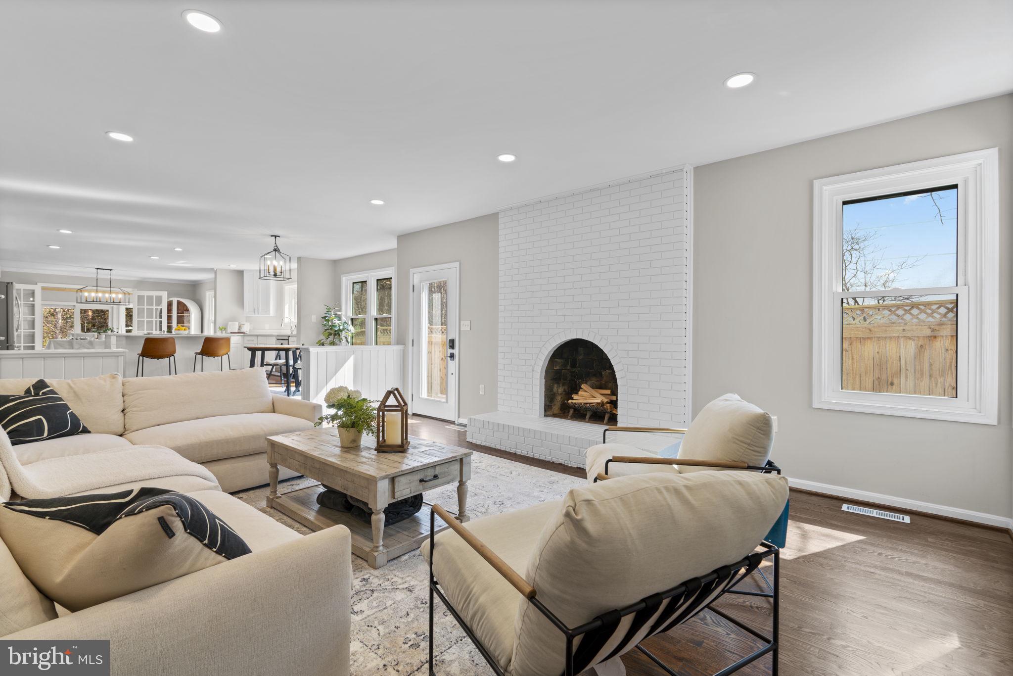 OWEN BROWN WOODS - Residential