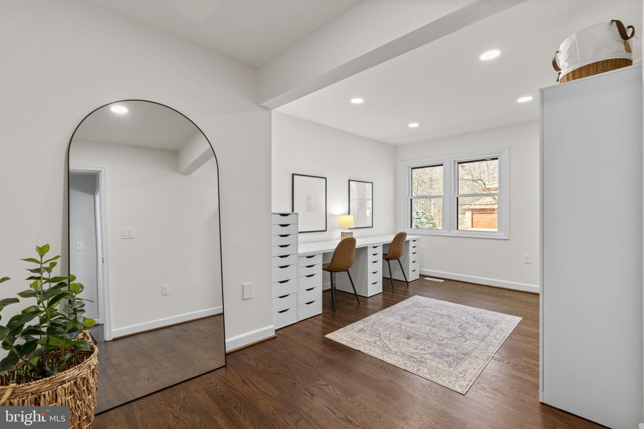 OWEN BROWN WOODS - Residential