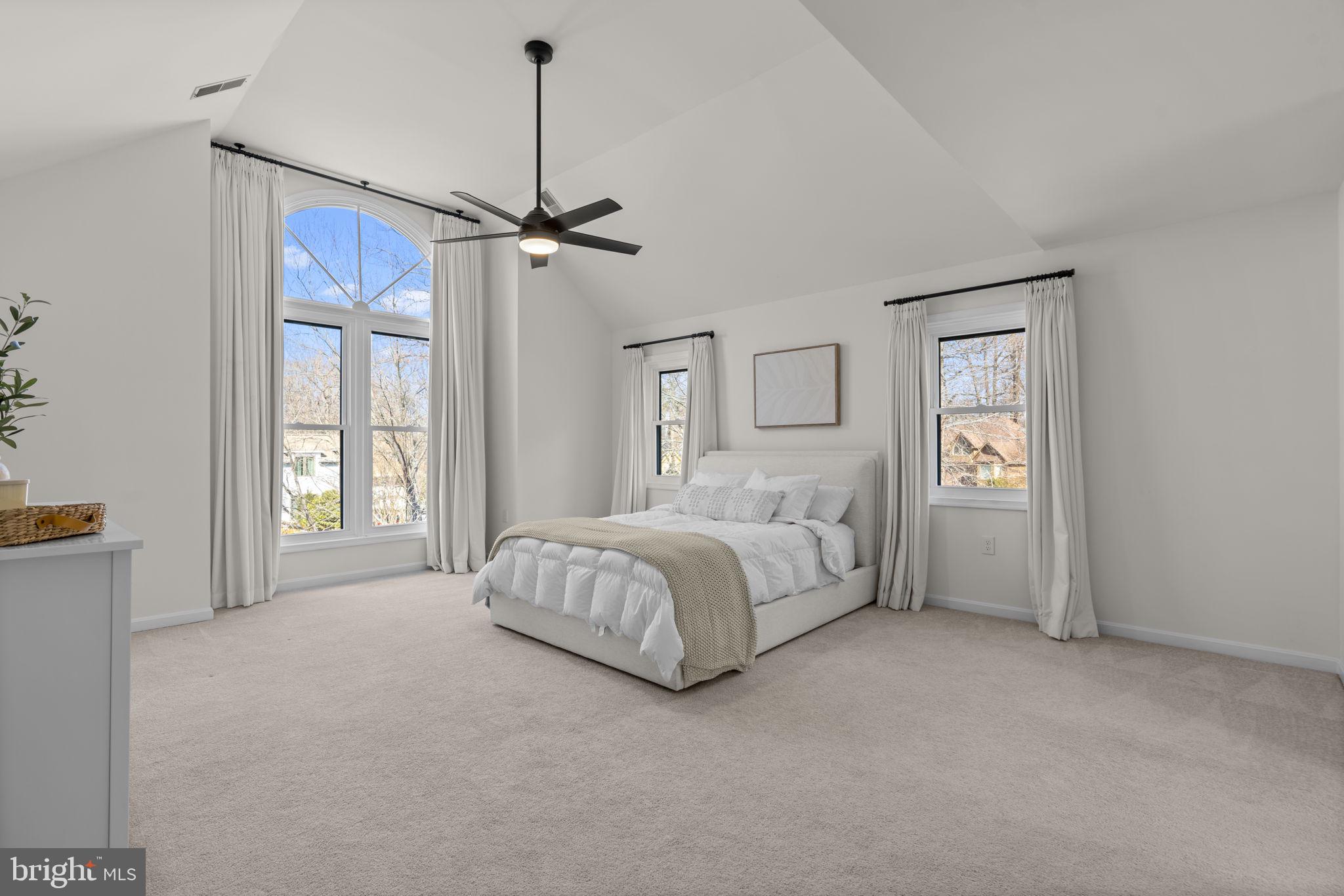 OWEN BROWN WOODS - Residential