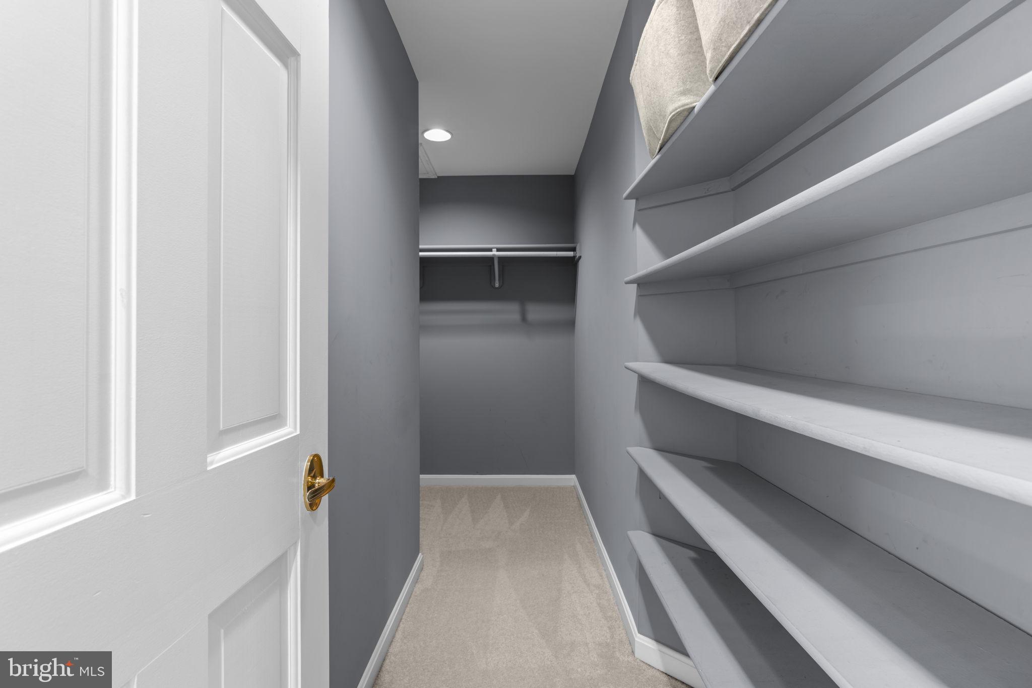 OWEN BROWN WOODS - Residential