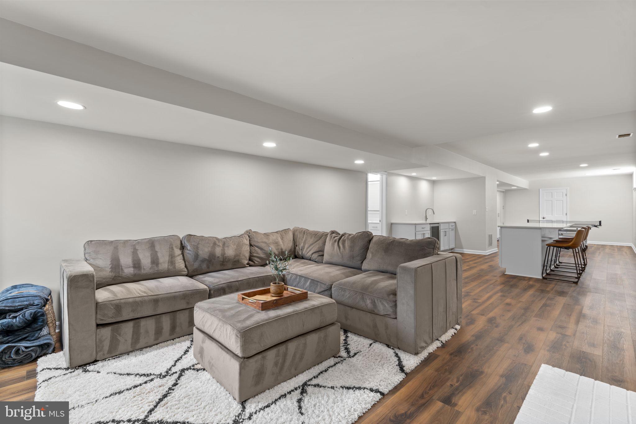 OWEN BROWN WOODS - Residential