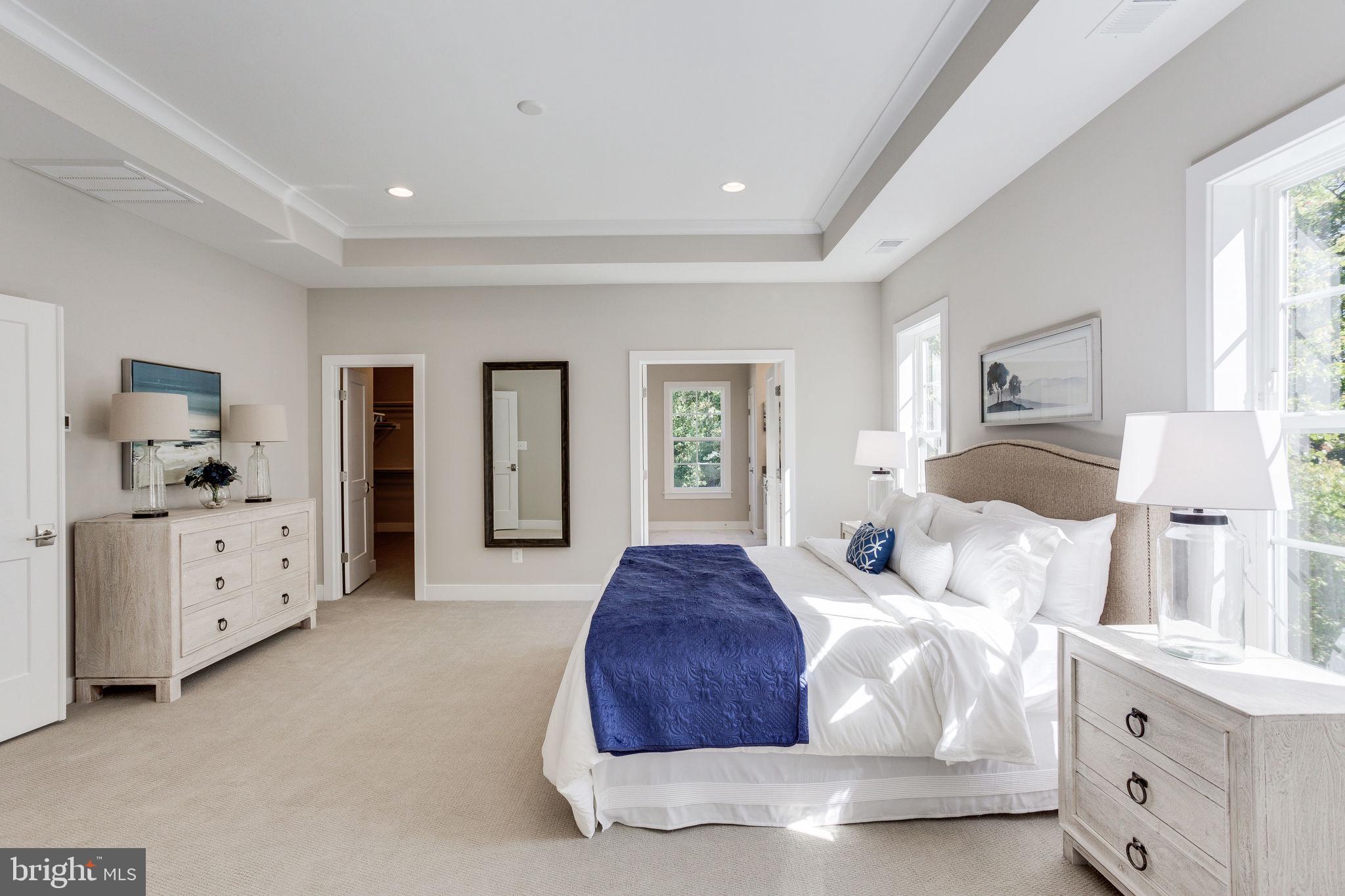 VIENNA WOODS - Residential