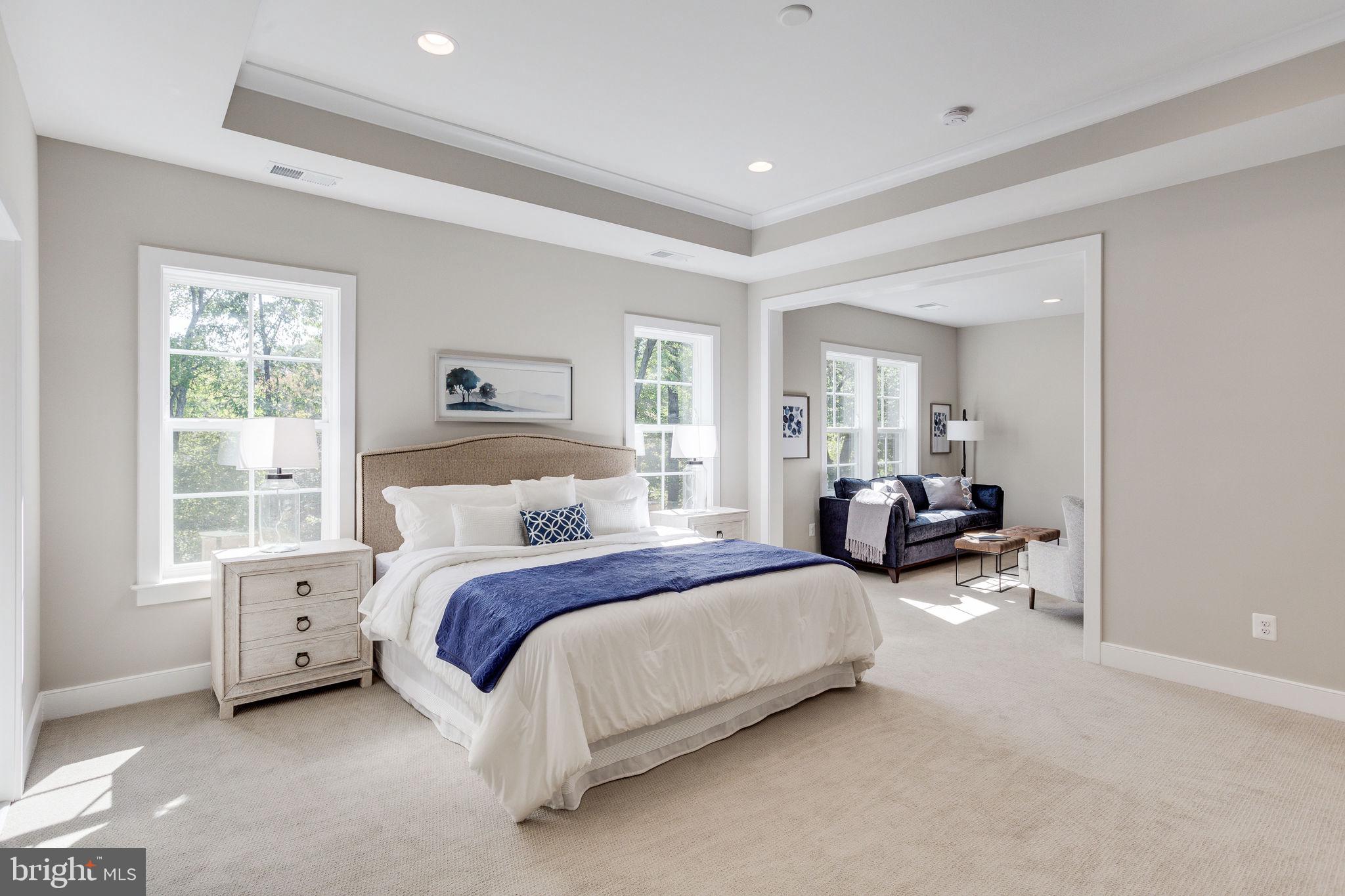 VIENNA WOODS - Residential