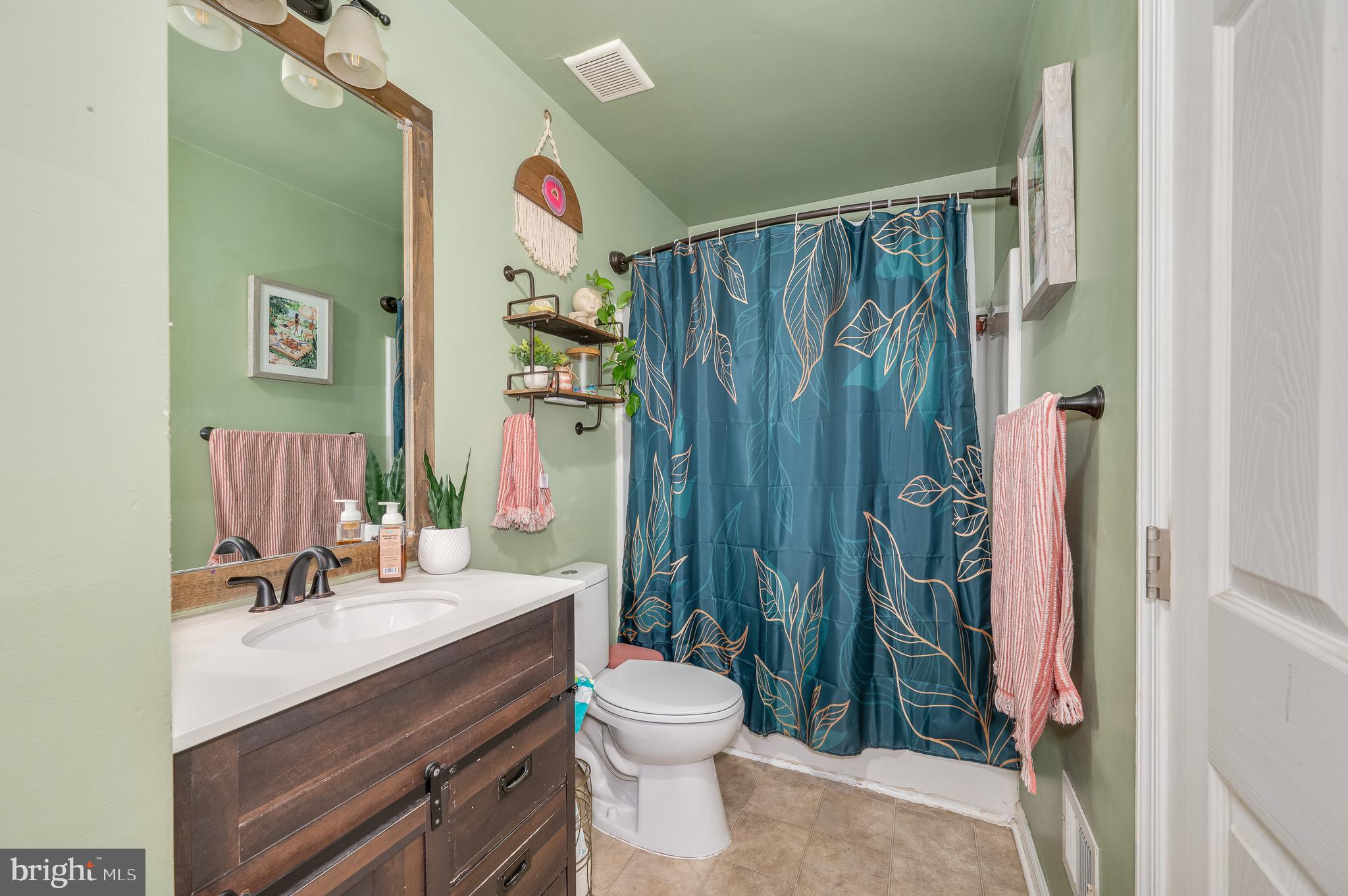 INWOOD MEADOWS - Residential