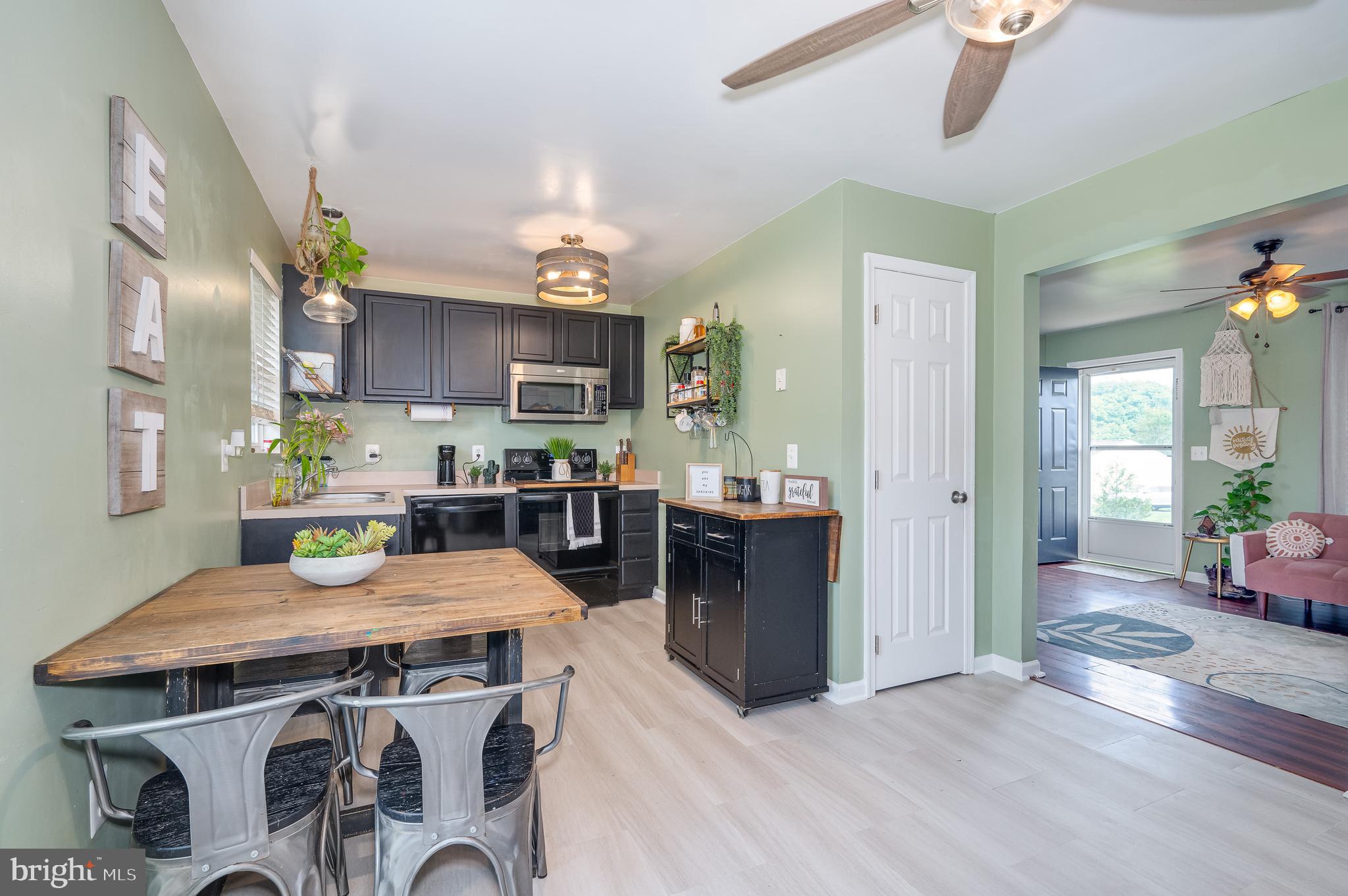 INWOOD MEADOWS - Residential