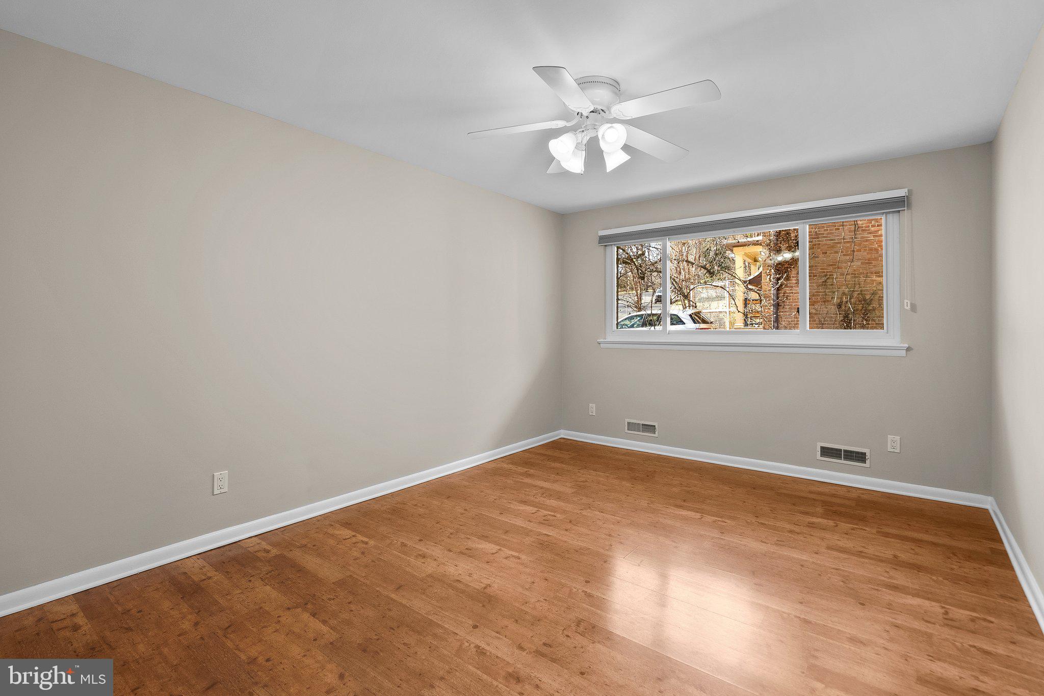 FOREST HILLS - Residential