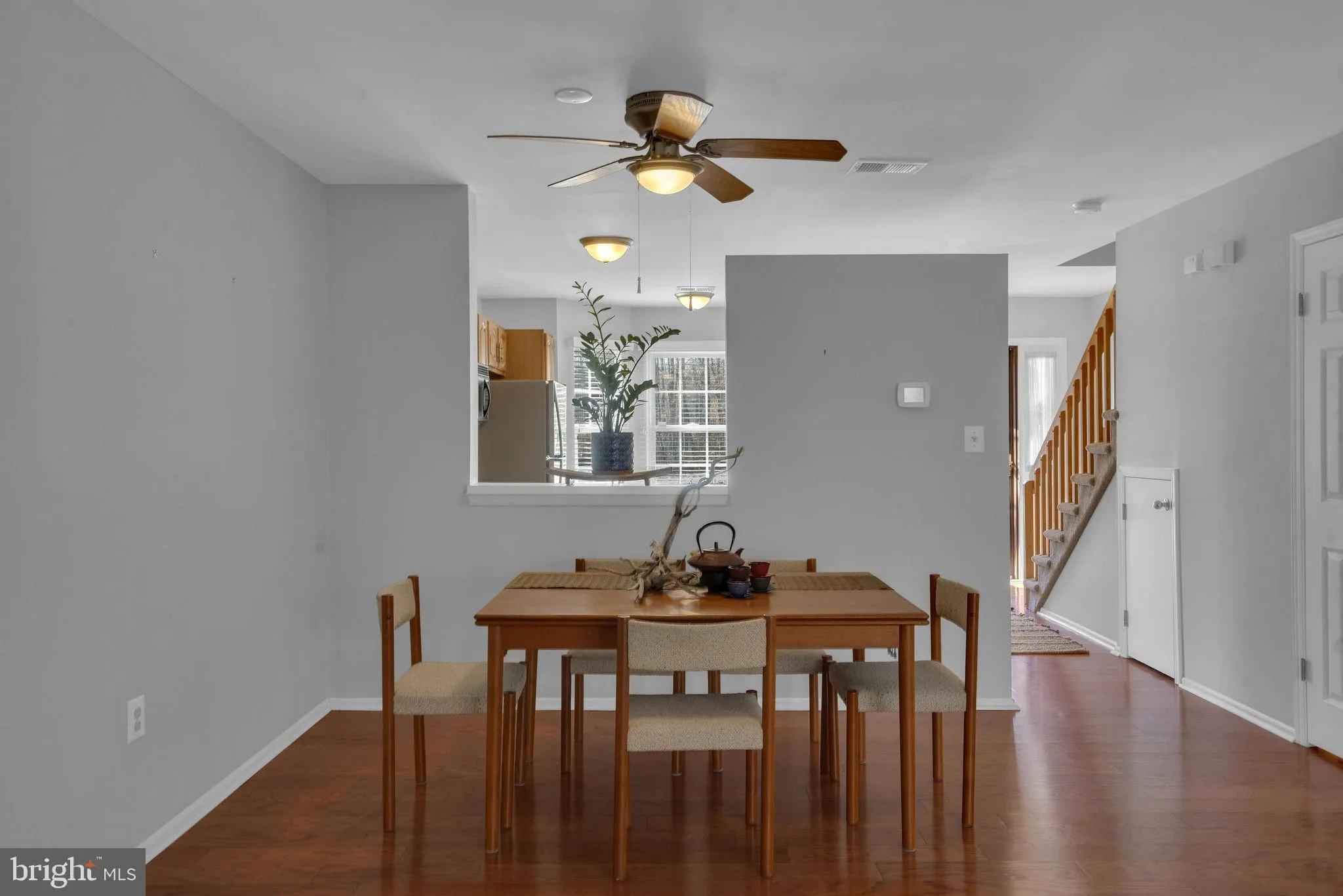 Monmouth Junction, New Jersey 08852, United States, 2 Bedrooms Bedrooms, ,3 BathroomsBathrooms,Residential,Pending,8050