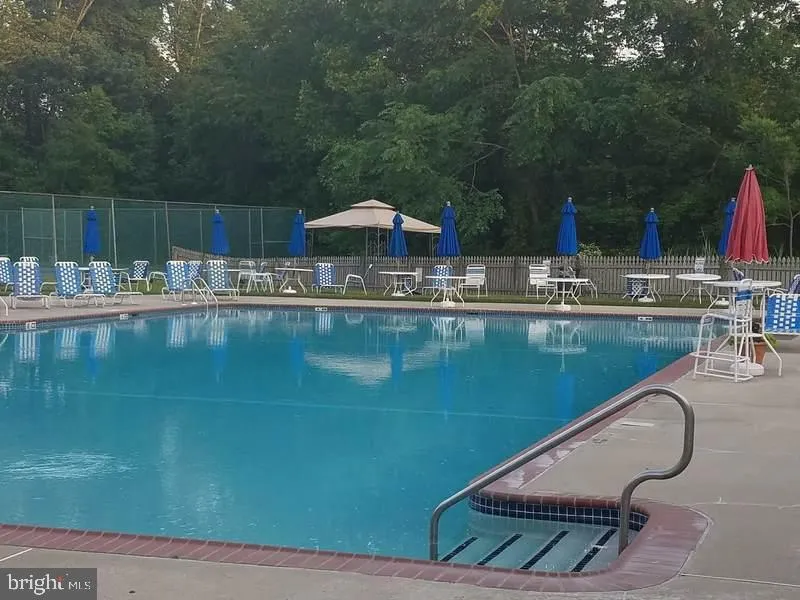 Monmouth Junction, New Jersey 08852, United States, 2 Bedrooms Bedrooms, ,3 BathroomsBathrooms,Residential,Pending,8050