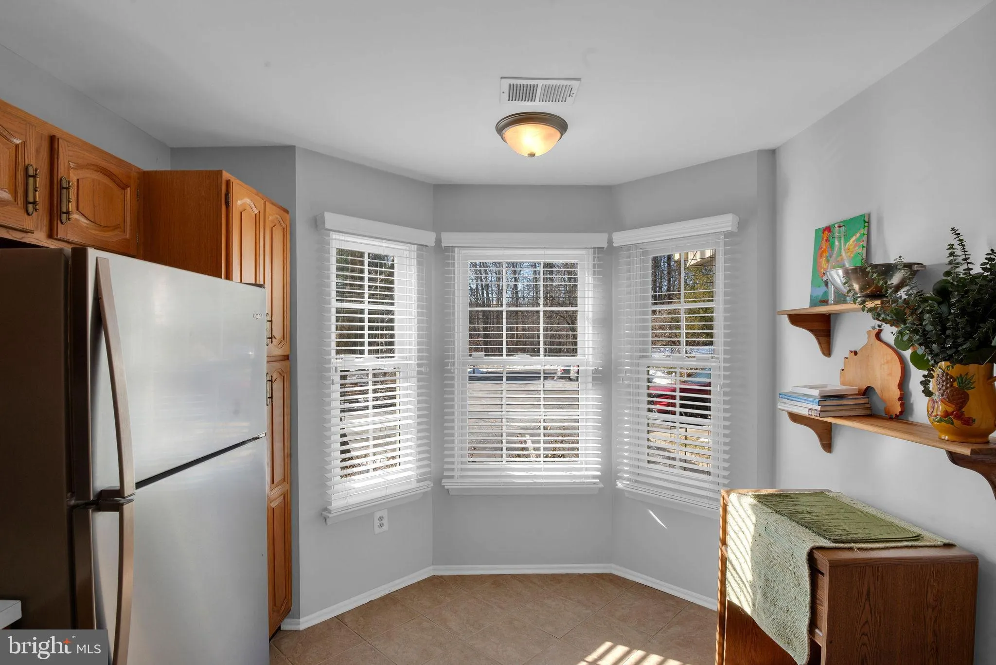 Monmouth Junction, New Jersey 08852, United States, 2 Bedrooms Bedrooms, ,3 BathroomsBathrooms,Residential,Pending,8050