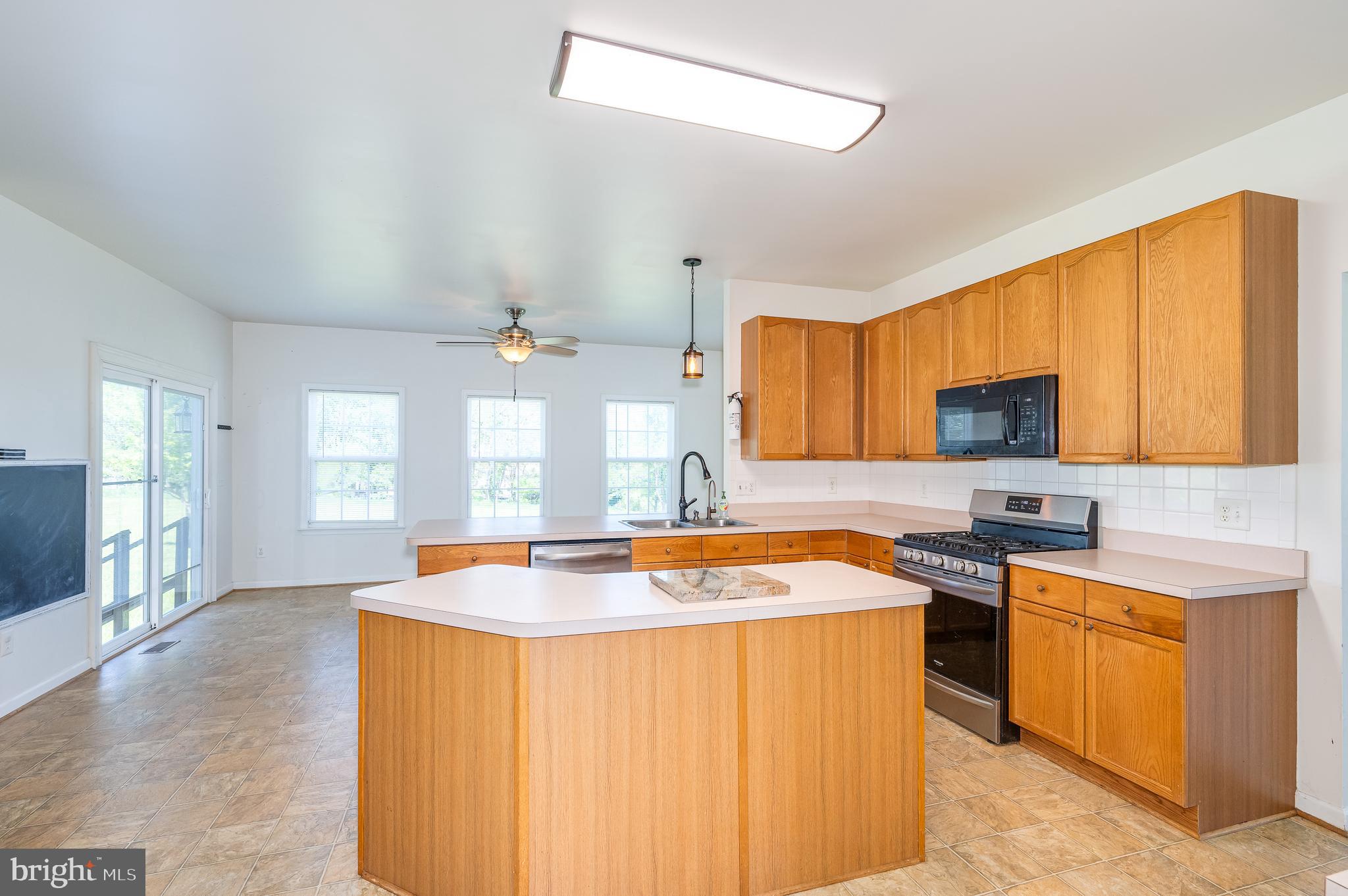 HIGHPOINTE - Residential