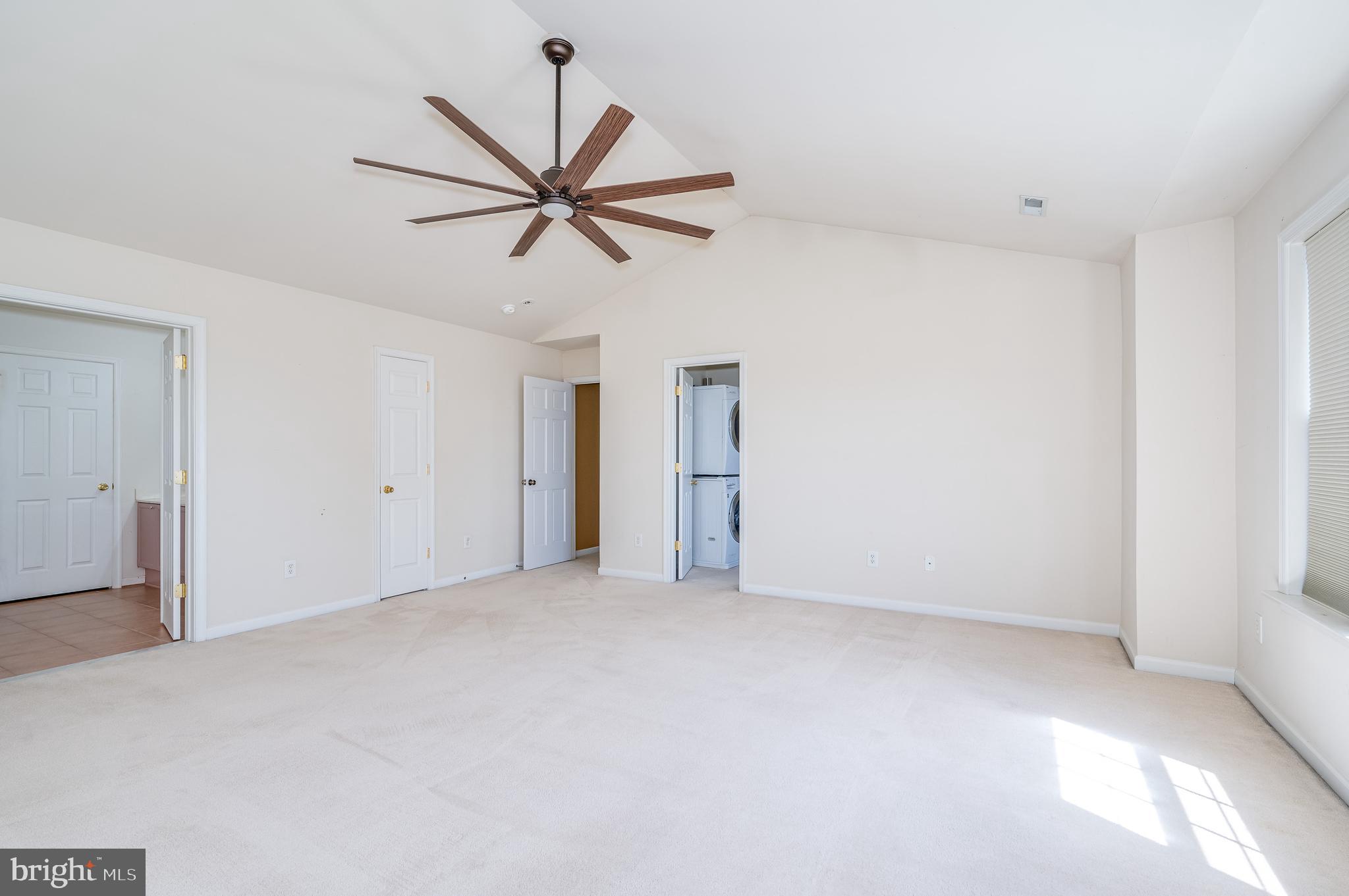 HIGHPOINTE - Residential