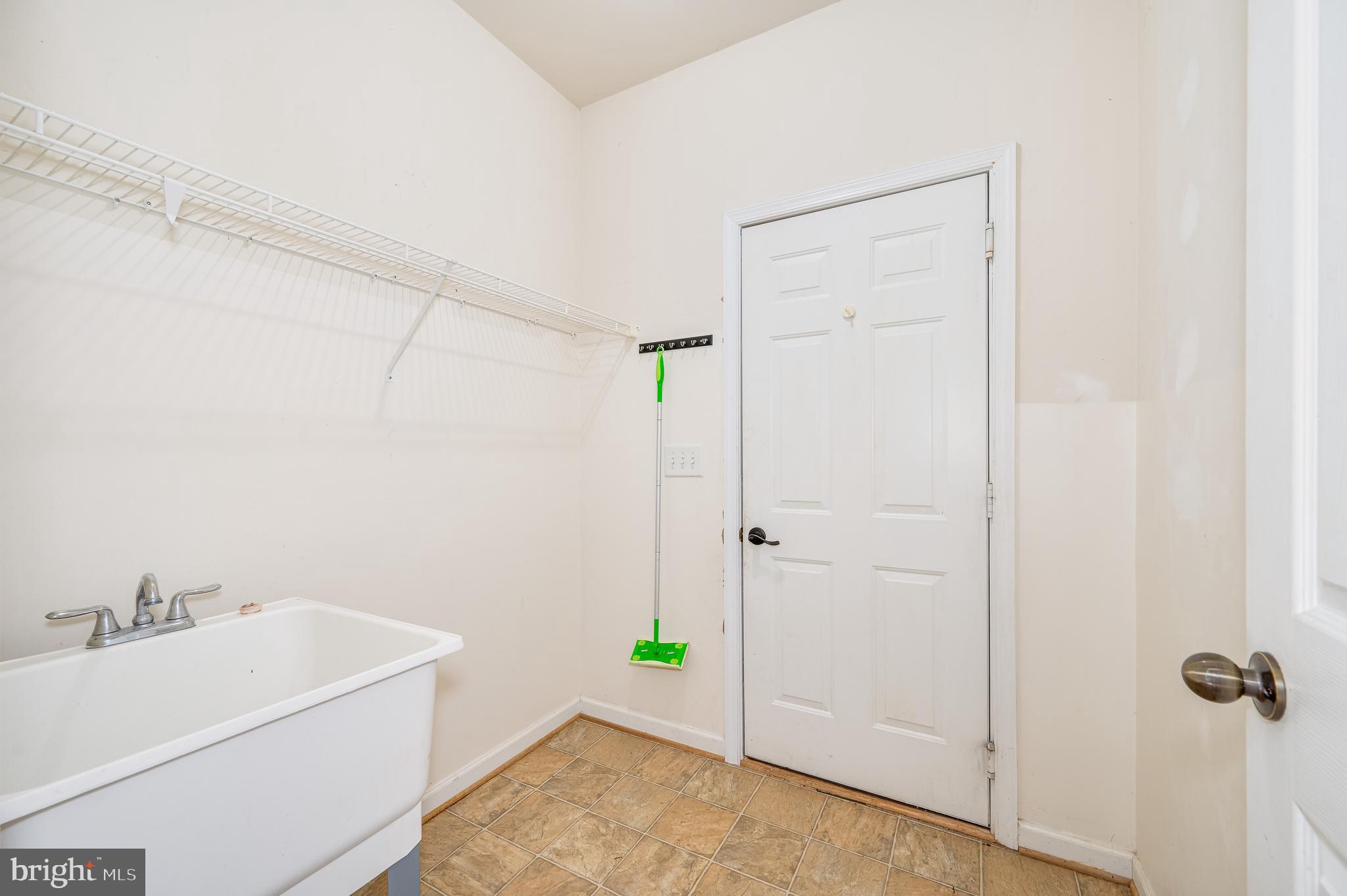 HIGHPOINTE - Residential