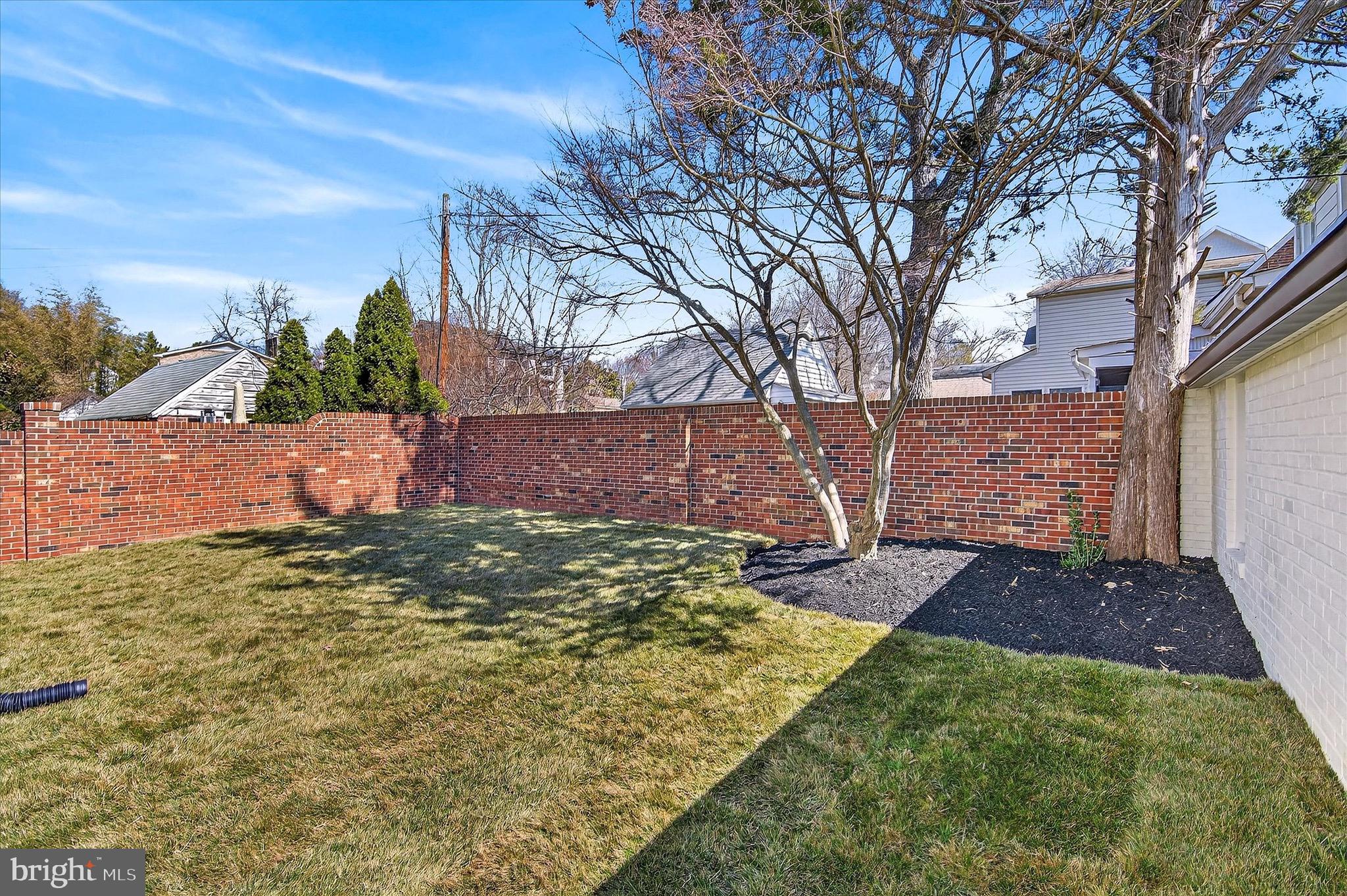 WILLET HEIGHTS - Residential