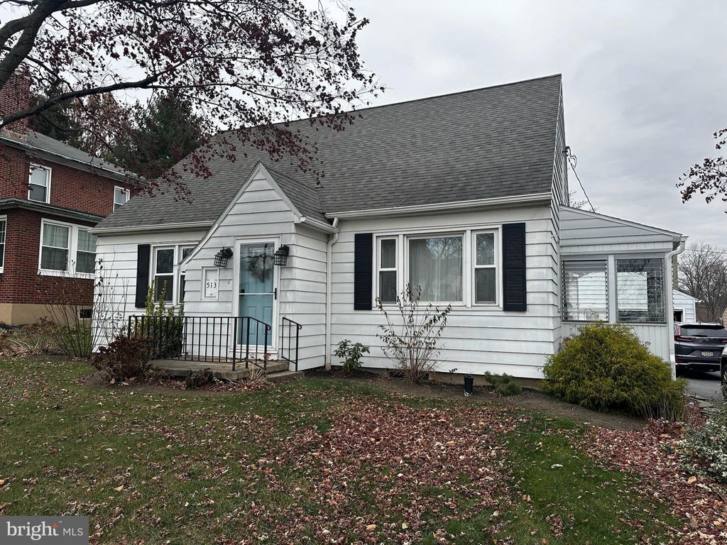 Photo of 513 N Hanover Street, Elizabethtown, PA 17022 (MLS # PALA2061708)