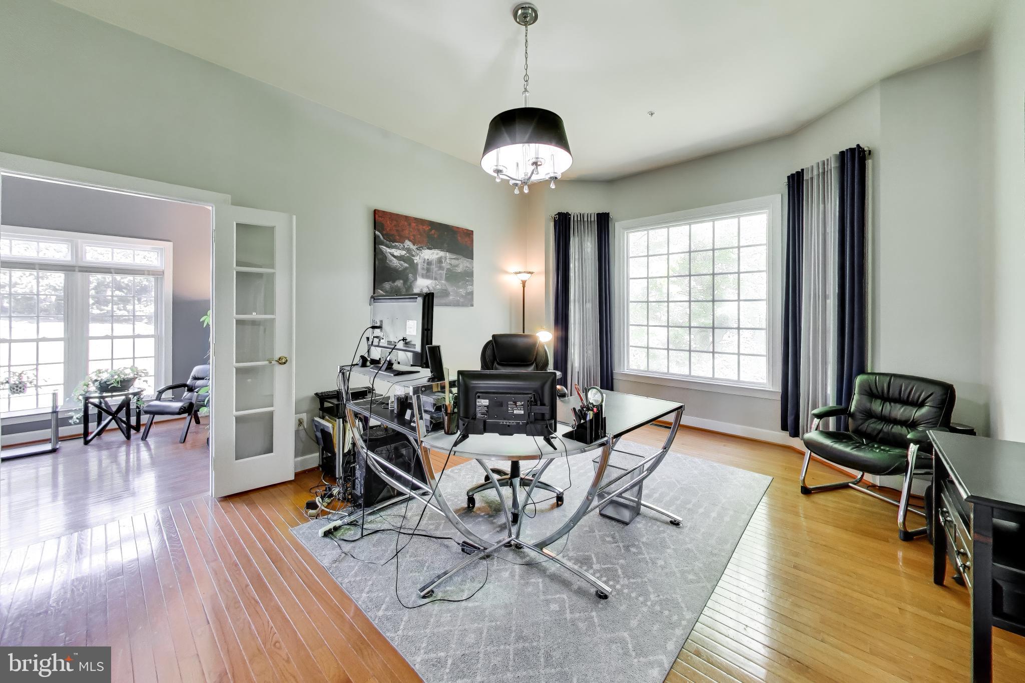 MEADOW CREEK - Residential