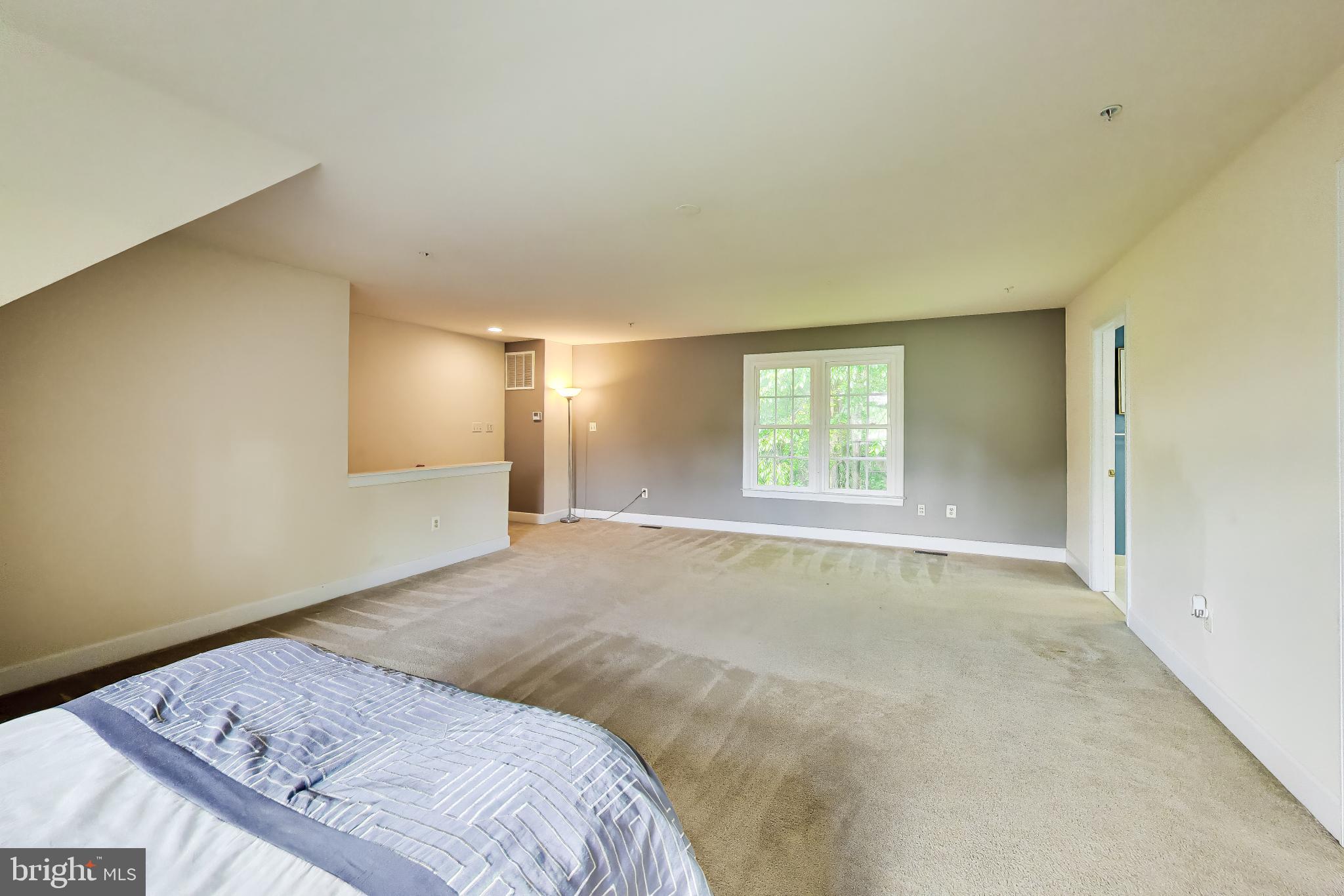 MEADOW CREEK - Residential