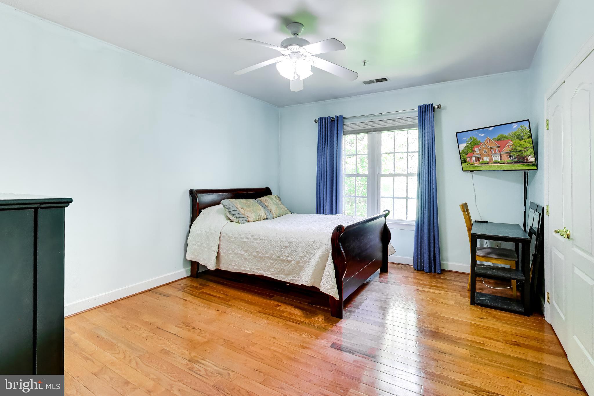 MEADOW CREEK - Residential