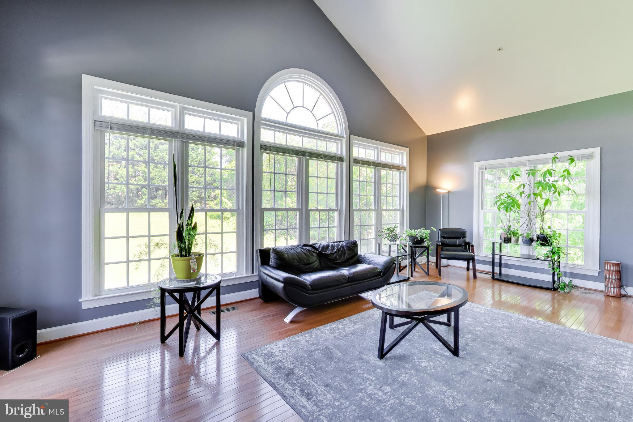 MEADOW CREEK - Residential
