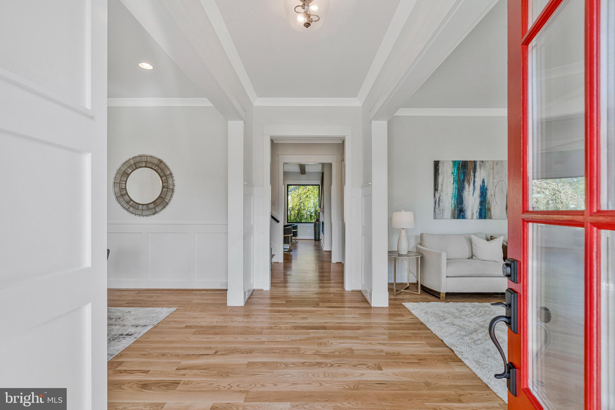 1630 GLEN HEAD COURT