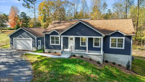 Homes For Sale - 95 Woodland Shores Drive<br/> LOUISA, VA 23093