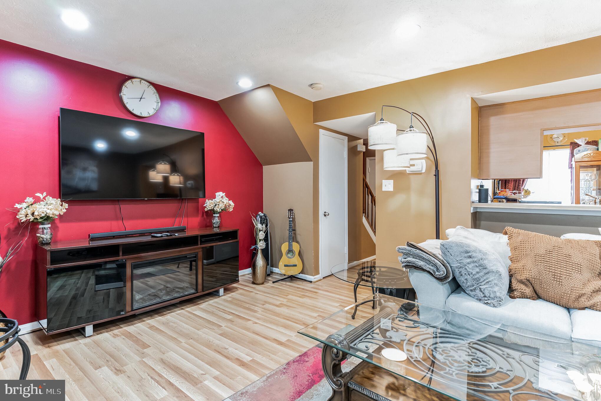 ST CHARLES HUNTINGTON - Residential