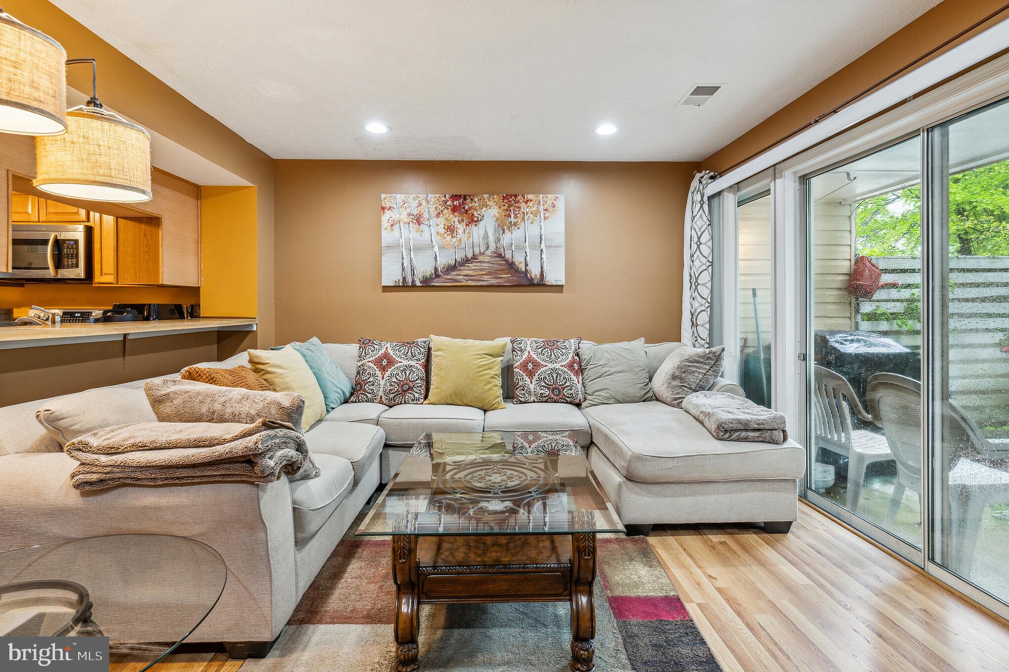 ST CHARLES HUNTINGTON - Residential