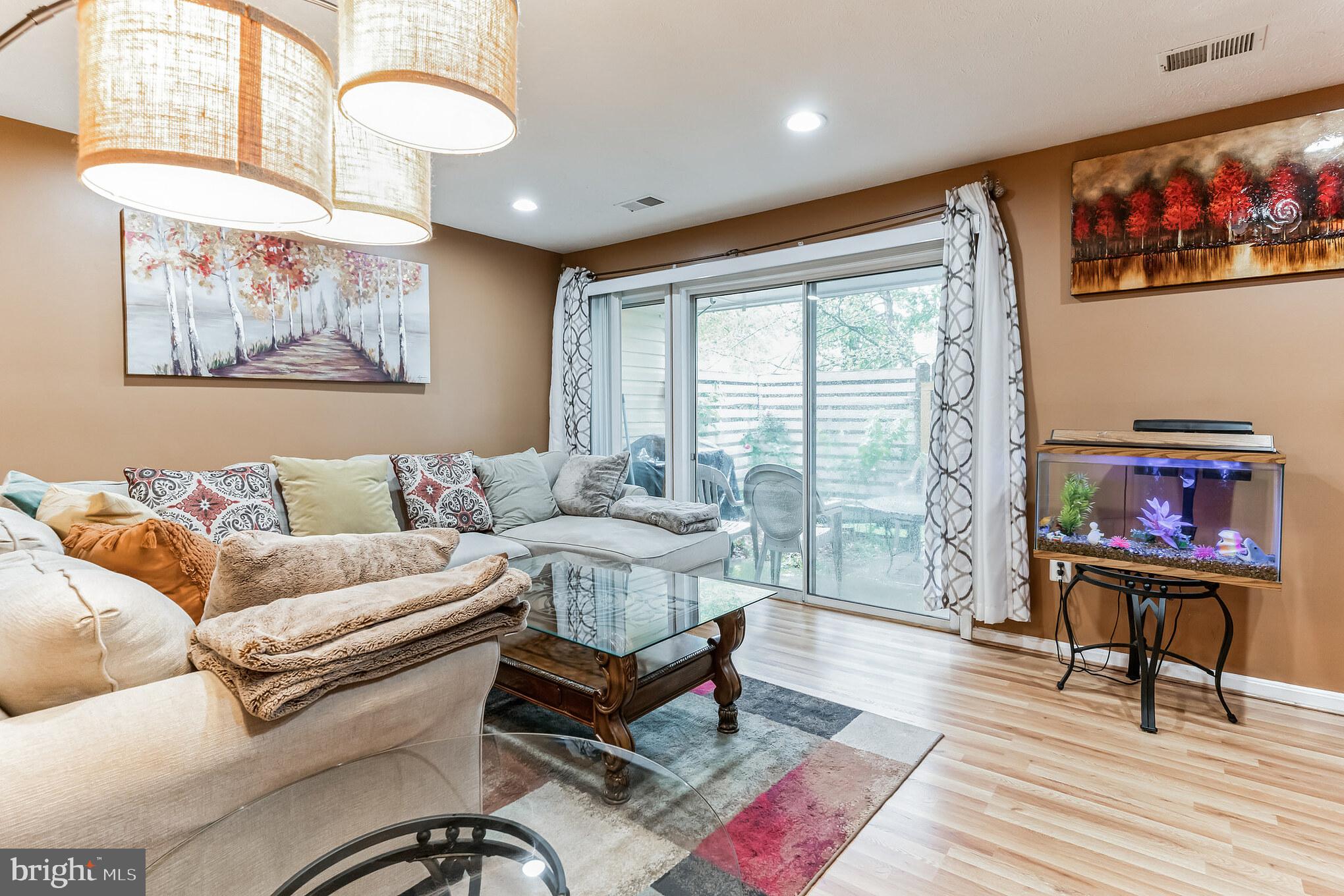 ST CHARLES HUNTINGTON - Residential