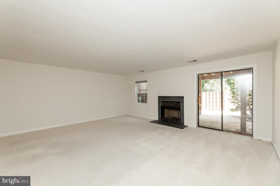 SPRINGFIELD OAKS - Residential