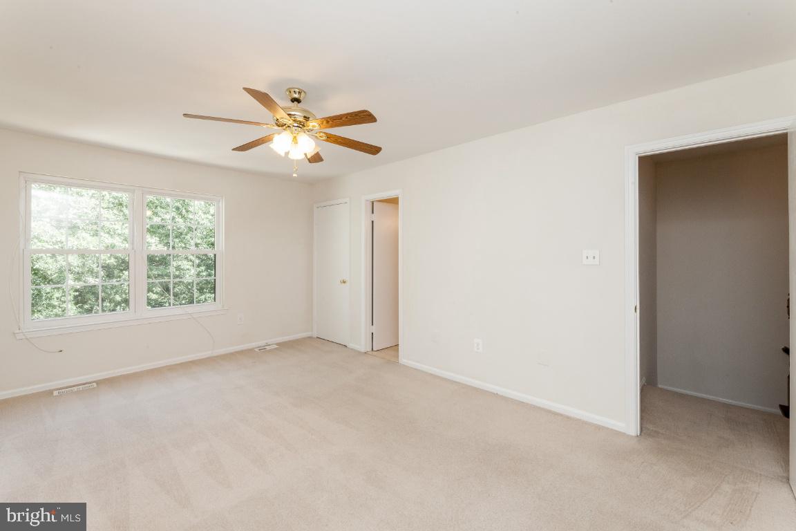 SPRINGFIELD OAKS - Residential