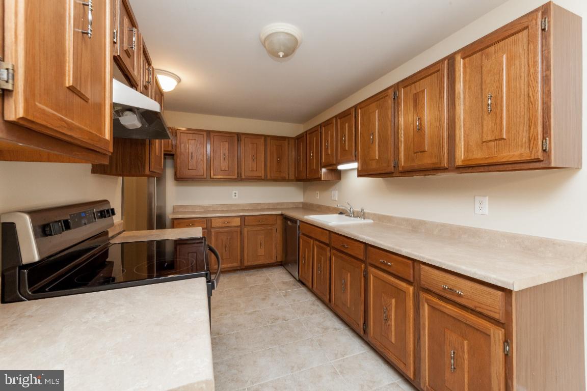 SPRINGFIELD OAKS - Residential