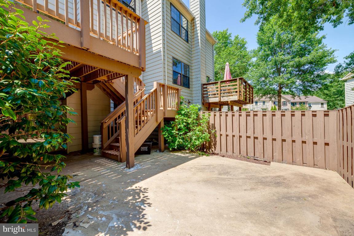 SPRINGFIELD OAKS - Residential