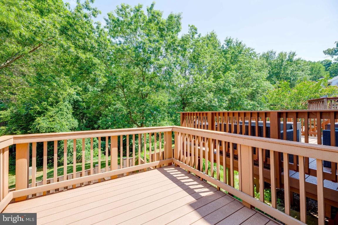 SPRINGFIELD OAKS - Residential