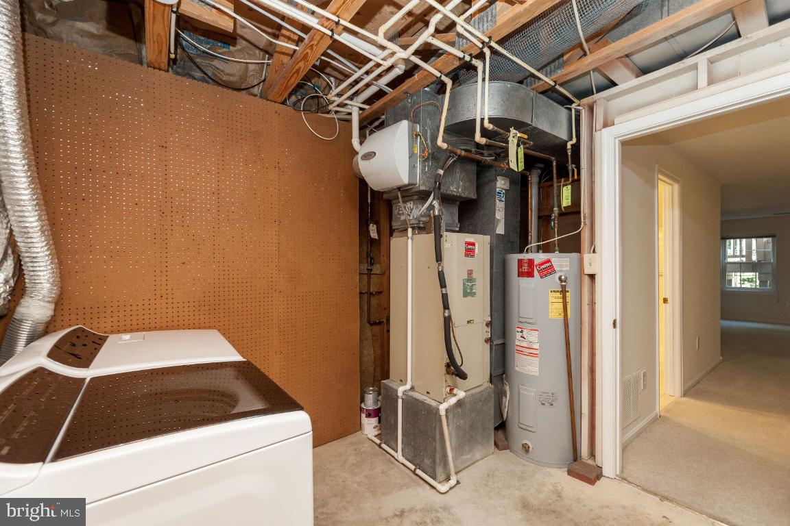 SPRINGFIELD OAKS - Residential