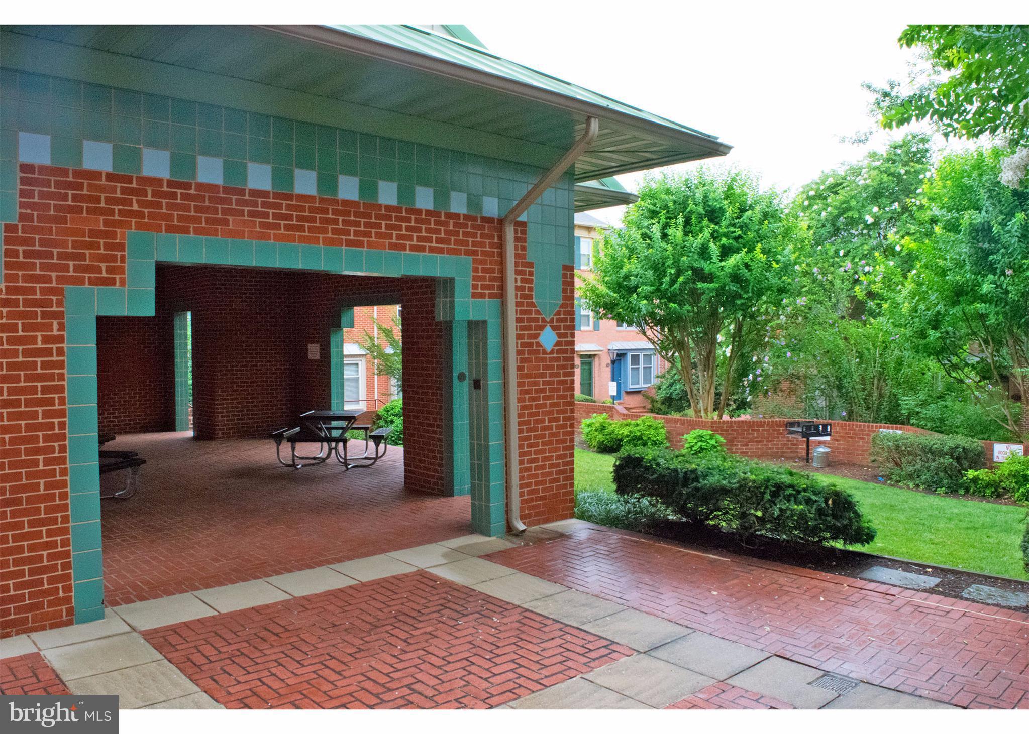 COLECROFT - Residential Lease