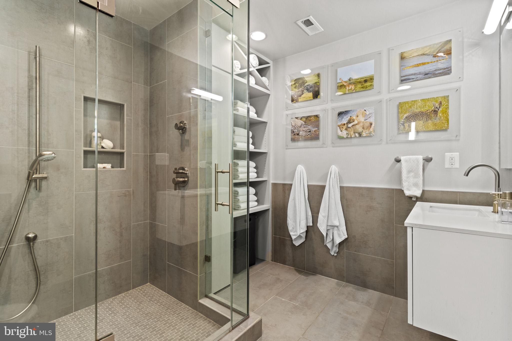 POTOMAC FALLS - Residential