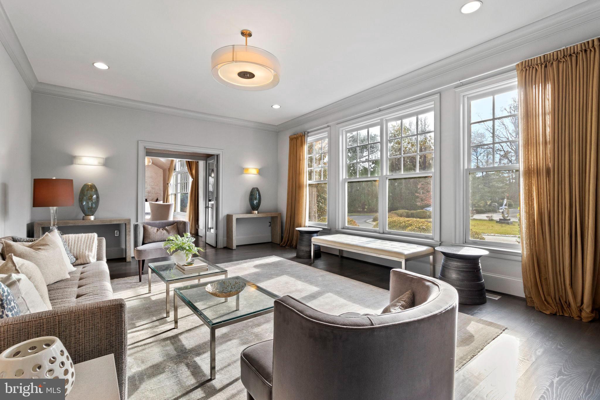 POTOMAC FALLS - Residential