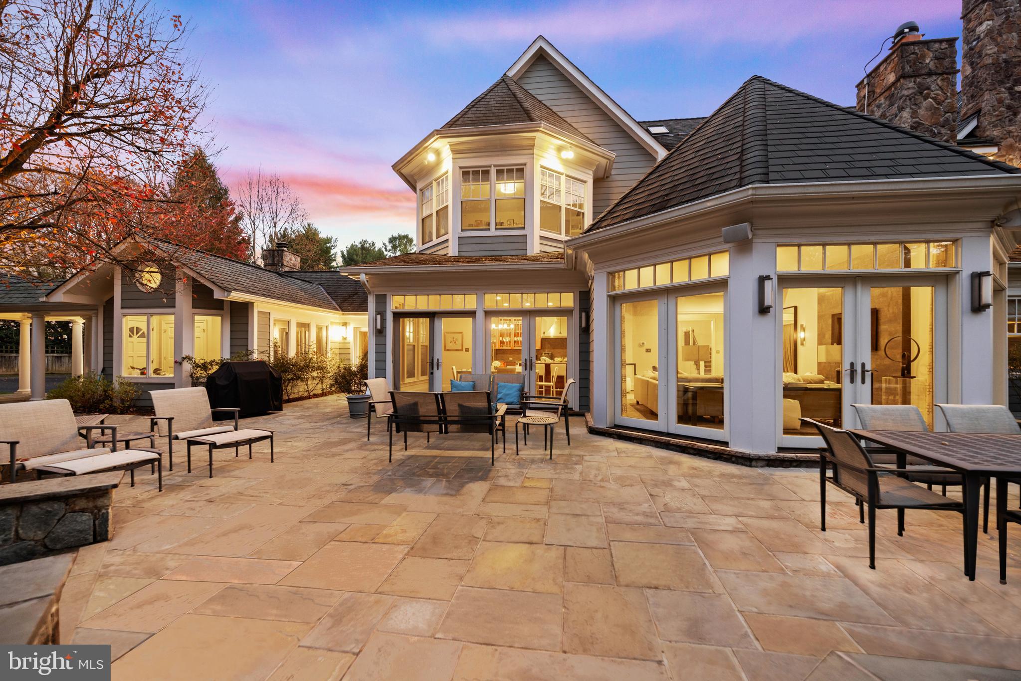 POTOMAC FALLS - Residential