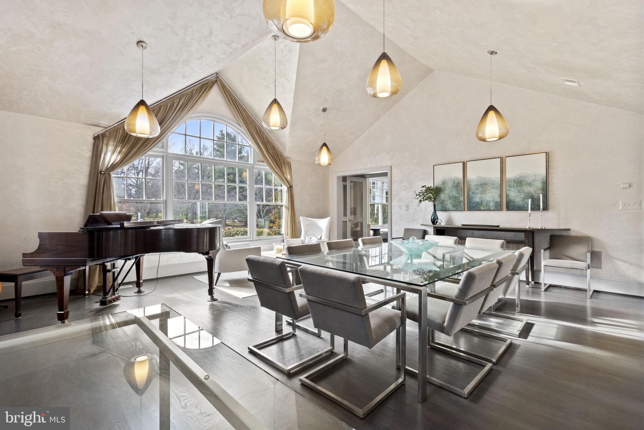 POTOMAC FALLS - Residential